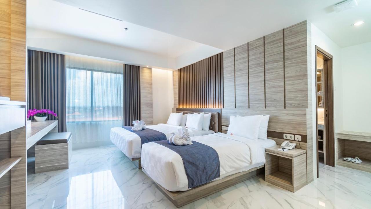 City Of Aventus Hotel - Denpasar Extérieur photo