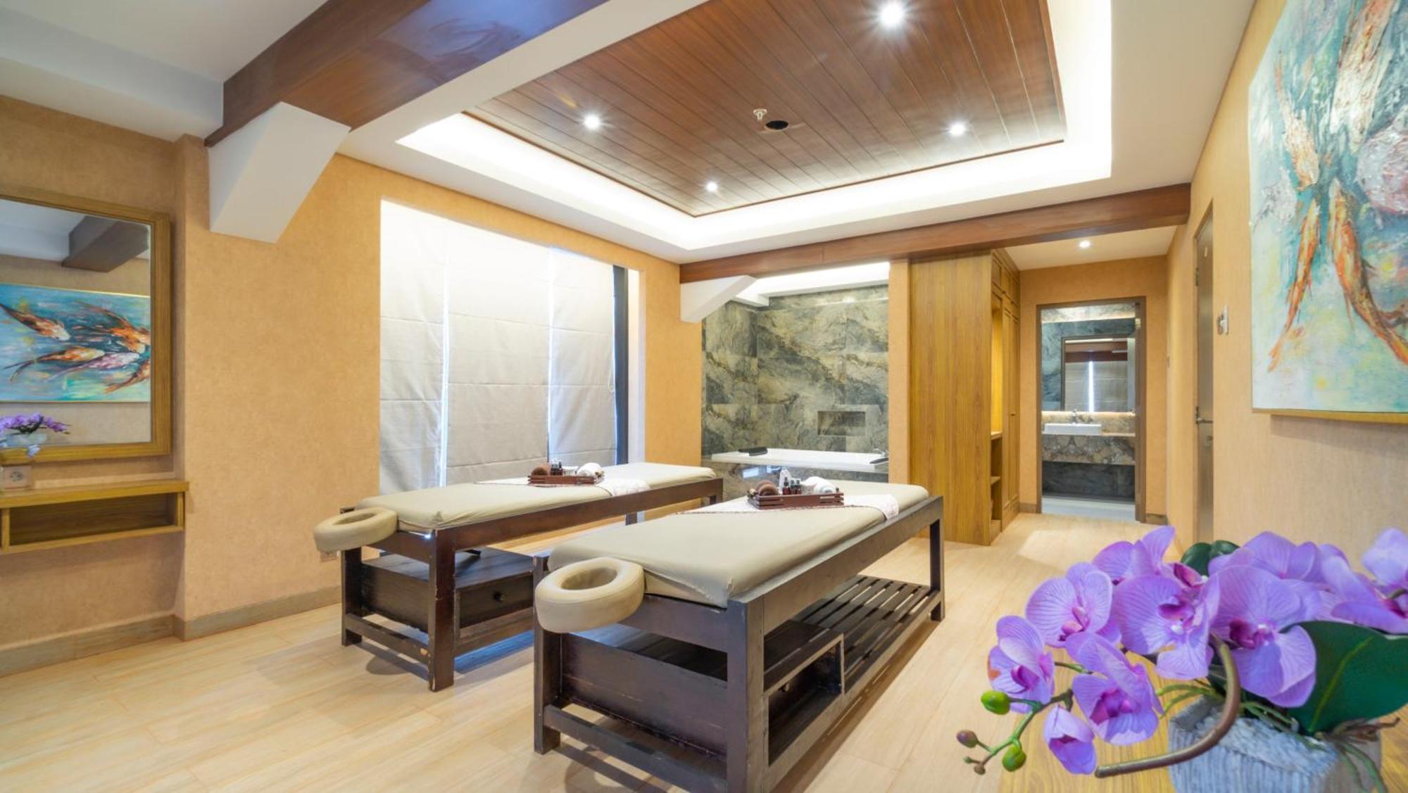 City Of Aventus Hotel - Denpasar Extérieur photo