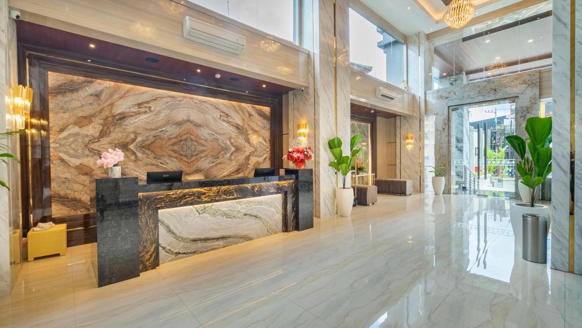 City Of Aventus Hotel - Denpasar Extérieur photo