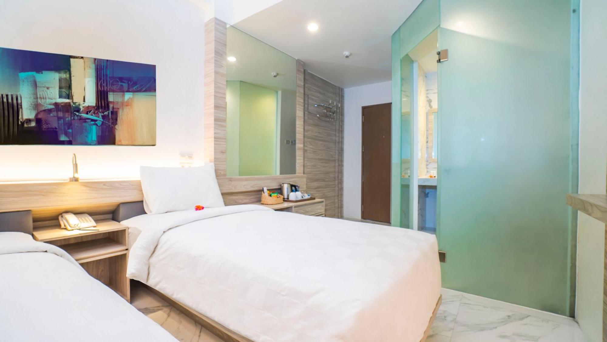 City Of Aventus Hotel - Denpasar Extérieur photo