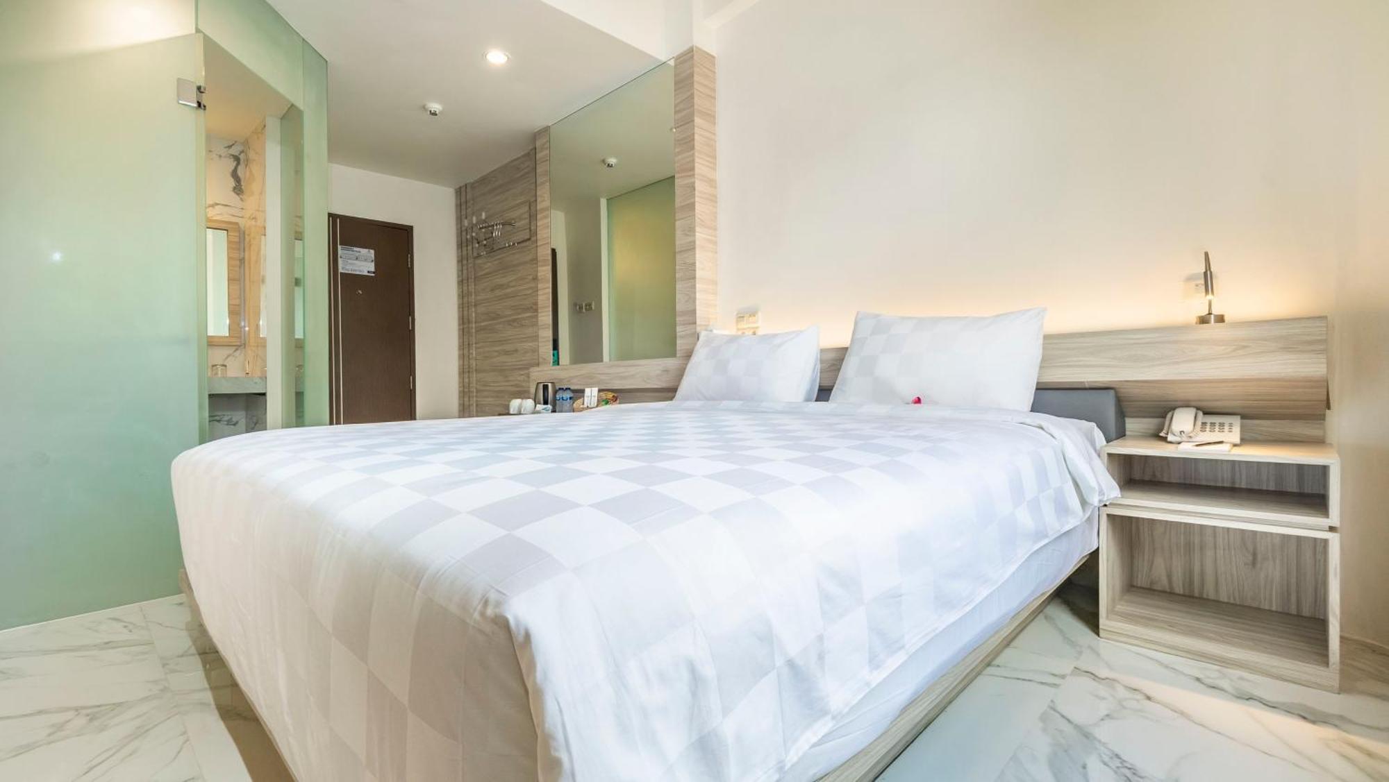 City Of Aventus Hotel - Denpasar Chambre photo